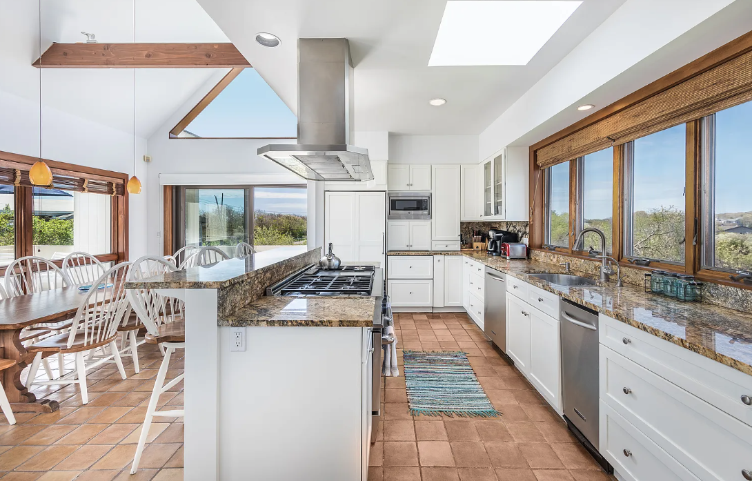 Montauk Oceanfront Retreat photo 5